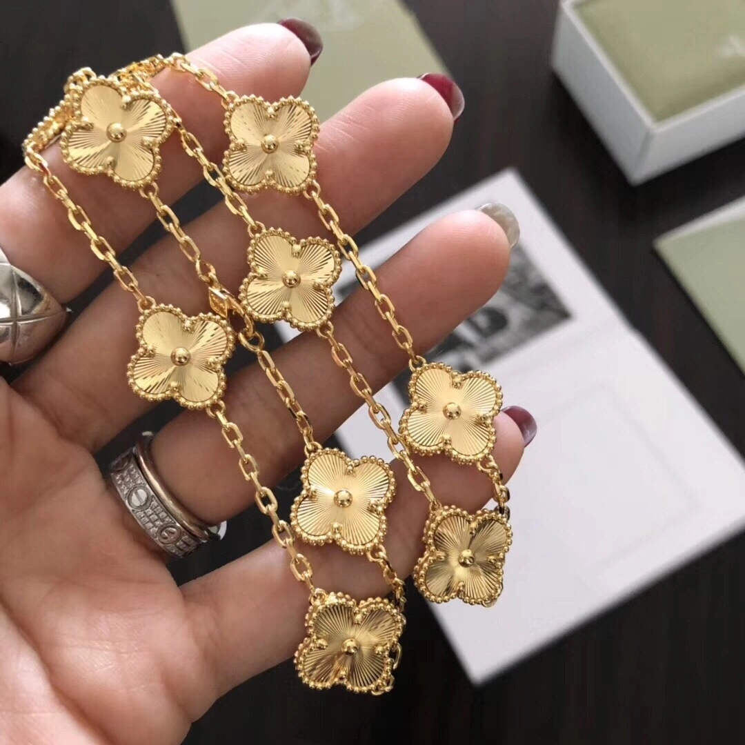 Barbara-- 1rp58s 18kgold necklace item : E-S092K0939H