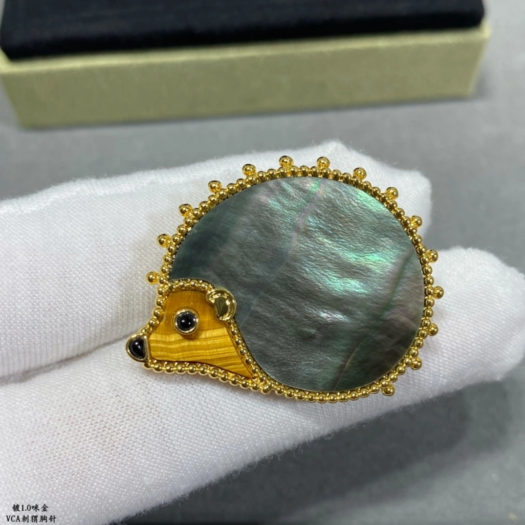 Barbara-- 1rp58s brooches gold item : E-S092J3141H