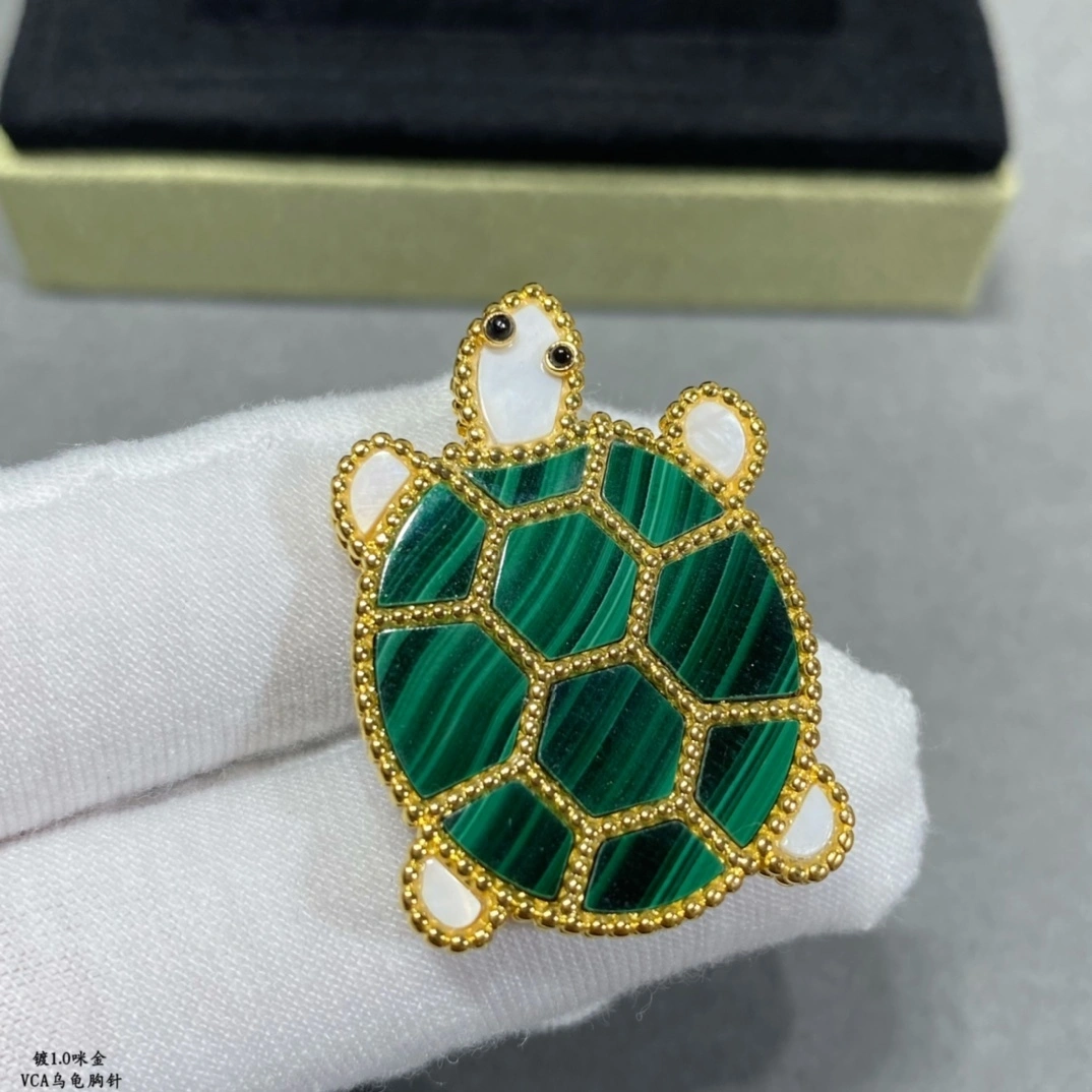 Barbara-- 1rp58s brooches gold item : E-S092J3145H