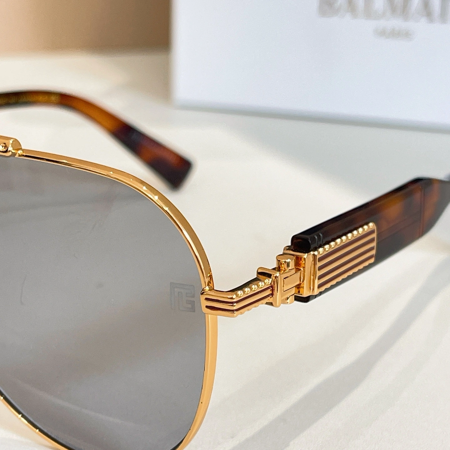 Barbara-- 21871i9 MODEL：Soldier C-159A-42  BLK-GLD 8Colour item:E-S132L0463-8H