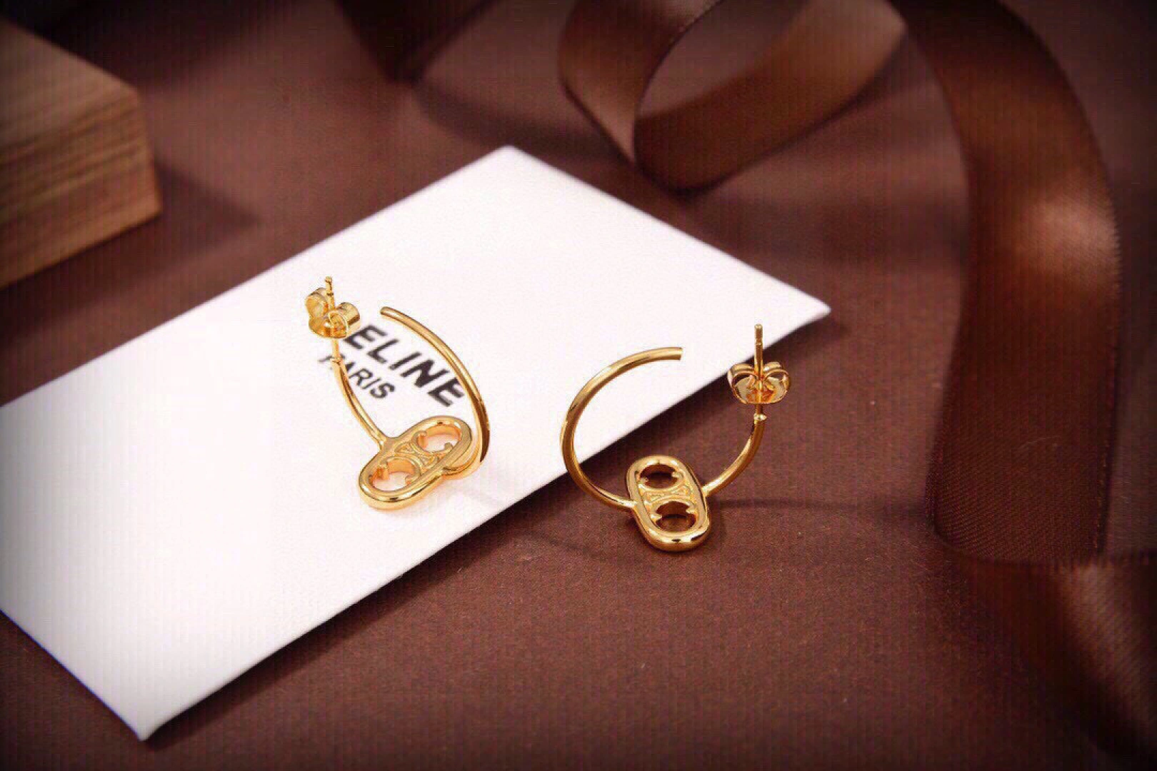 Barbara-- 358i95 earrings item : E-S092J2824H