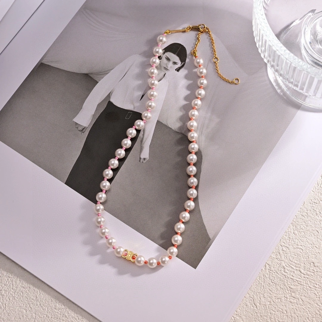Barbara-- 358i95 item:D-S092K1851