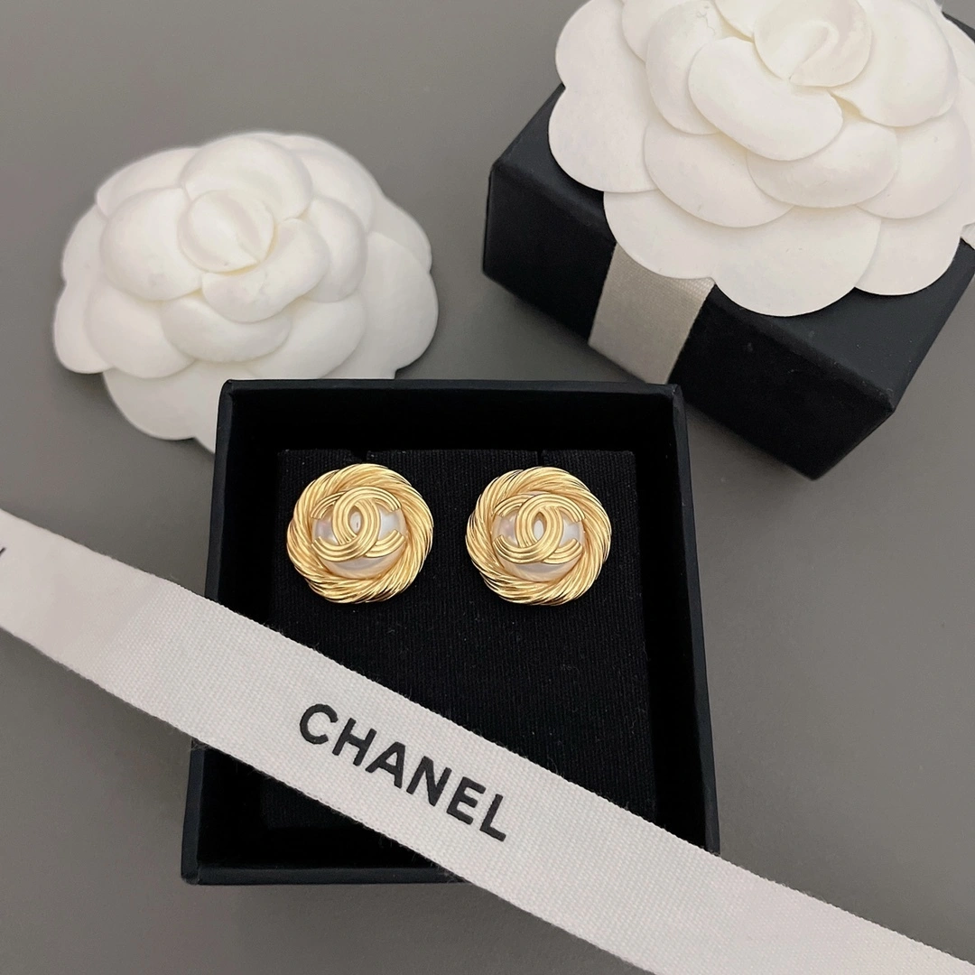 Barbara-- 3h1958 Vintage earrings item:F-S092A1035H