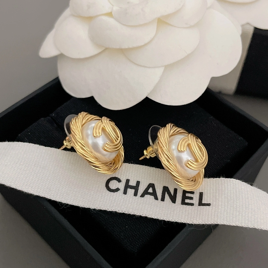 Barbara-- 3h1958 Vintage earrings item:F-S092A1035H