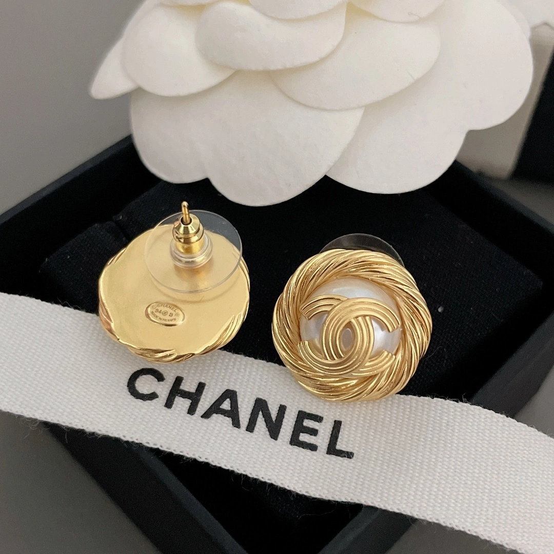 Barbara-- 3h1958 Vintage earrings item:F-S092A1035H