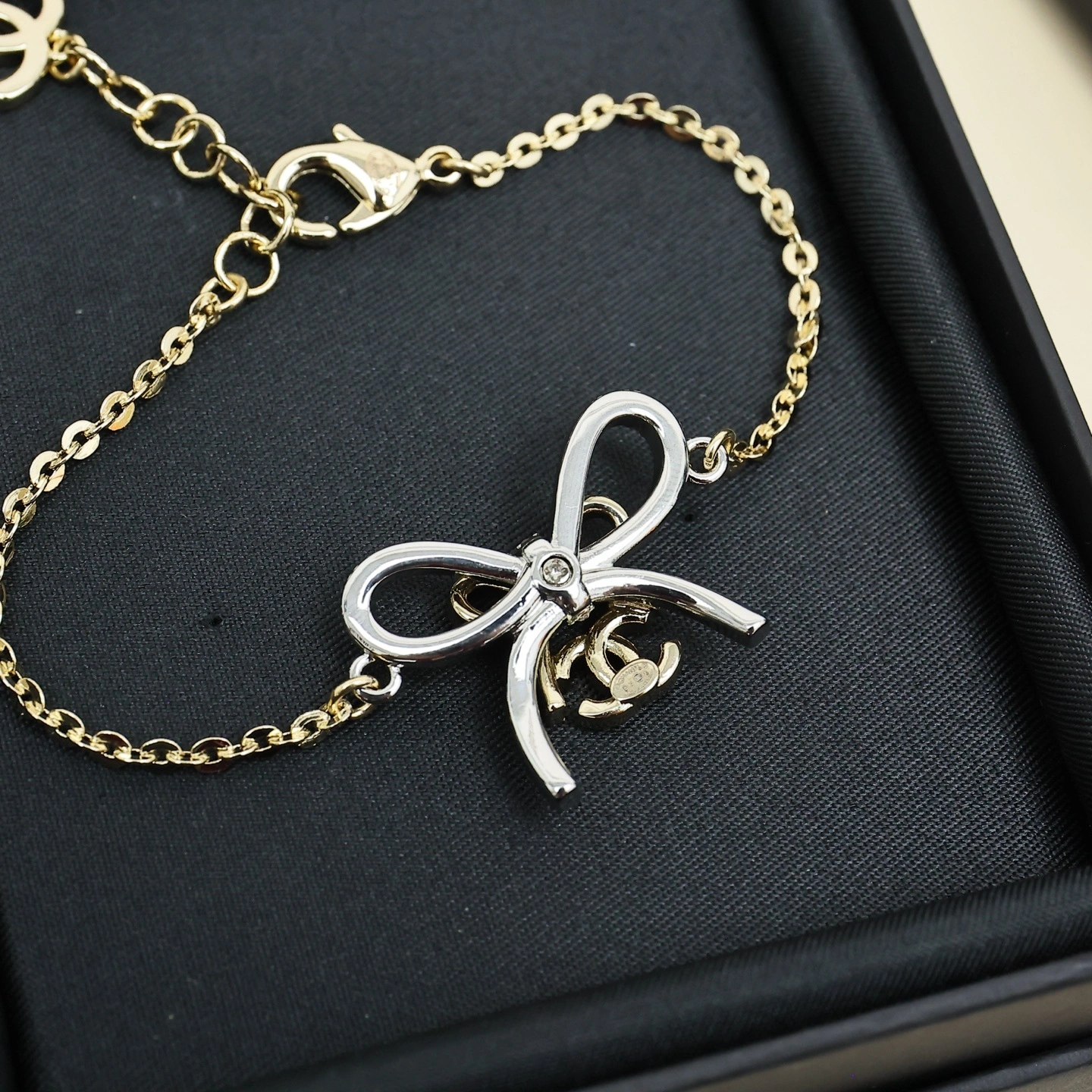 Barbara-- 3h1958 bracelet item : E-S006K0112H