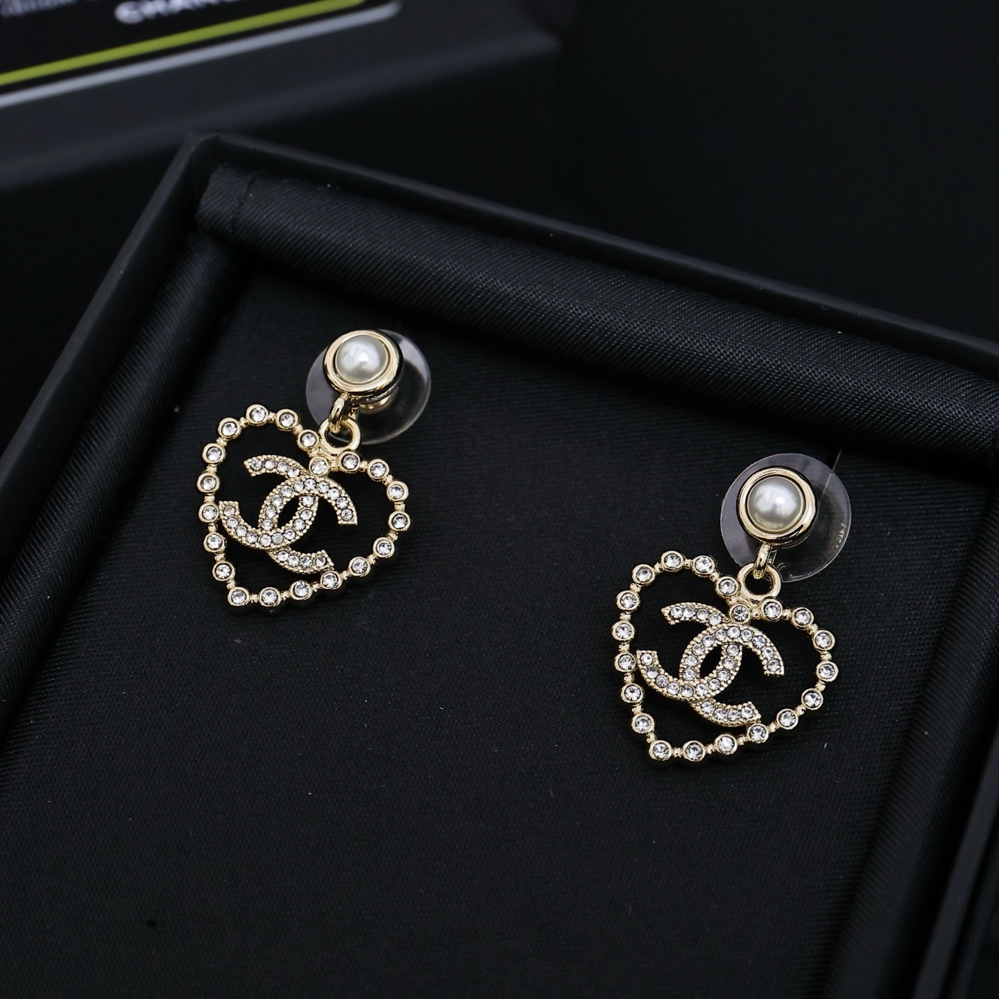 Barbara-- 3h1958 earrings 2Colour item : E-S092K1110-2H