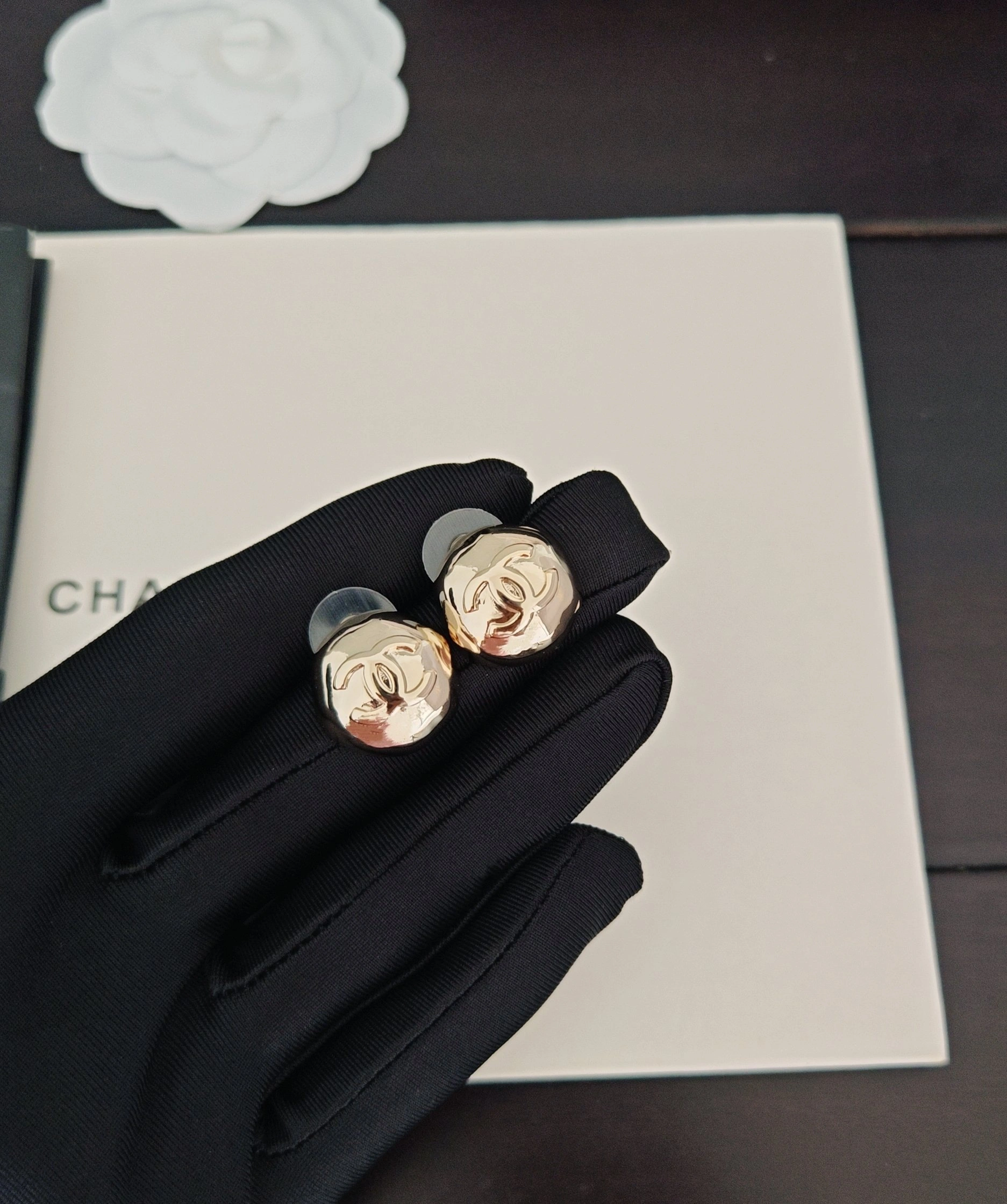 Barbara-- 3h1958 earrings item : E-S092J2842H