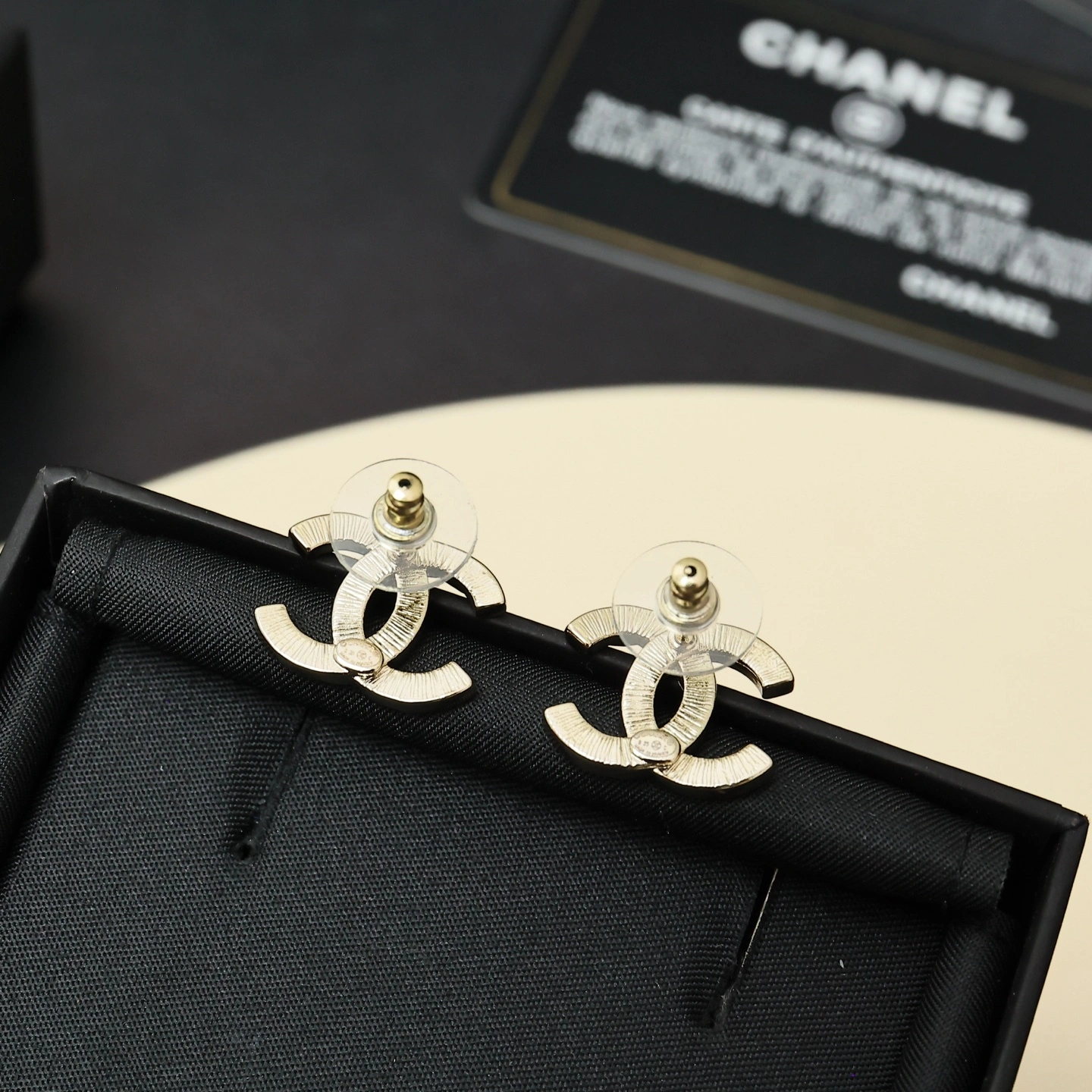 Barbara-- 3h1958 earrings item : E-S092J2938H