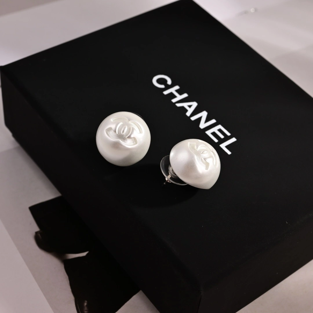 Barbara-- 3h1958 earrings item : E-S092J3101H