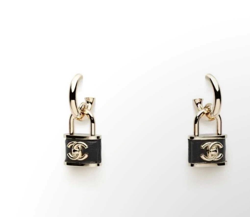Barbara-- 3h1958 earrings item : E-S092J3102H