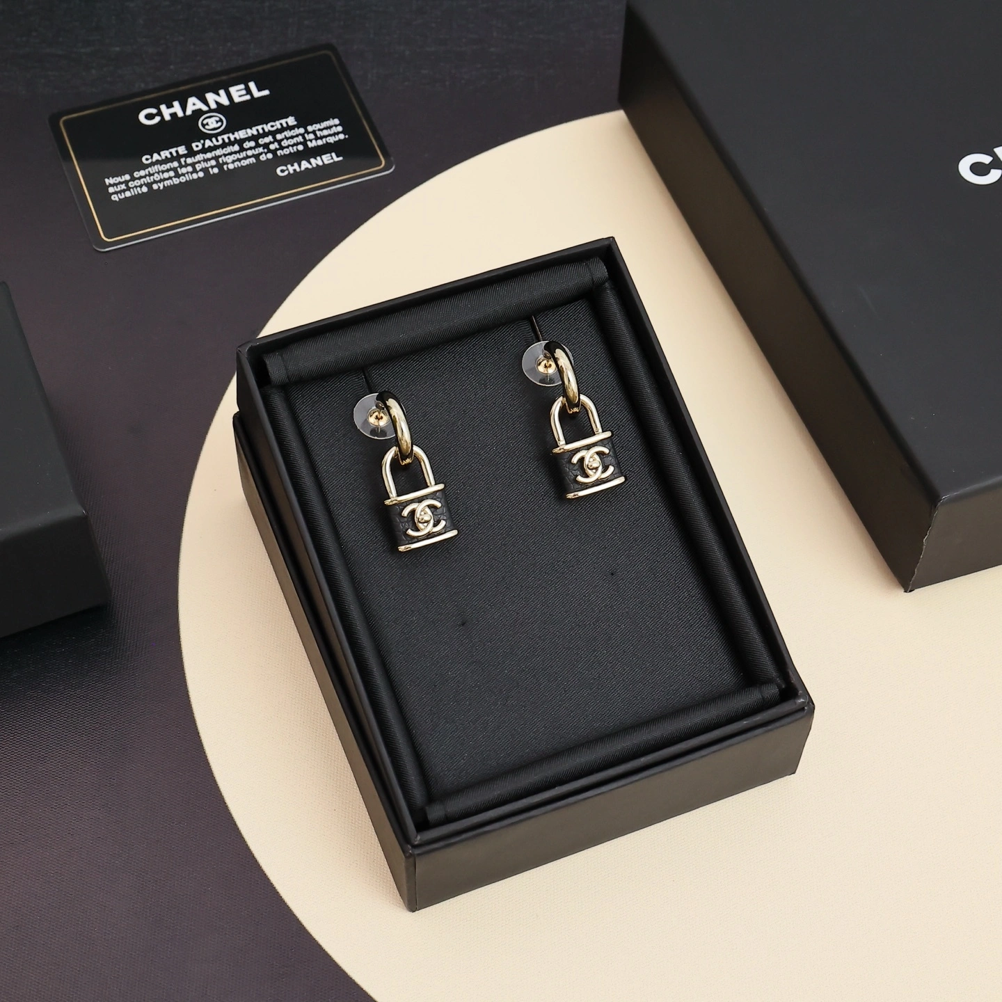 Barbara-- 3h1958 earrings item : E-S092J3102H
