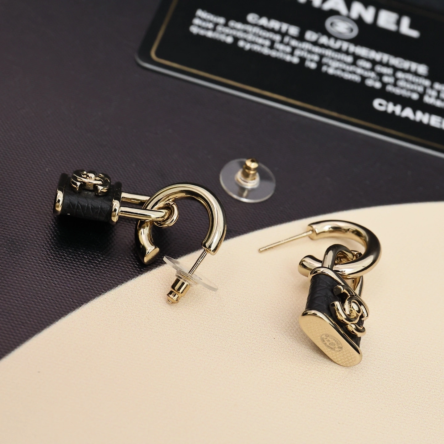 Barbara-- 3h1958 earrings item : E-S092J3102H