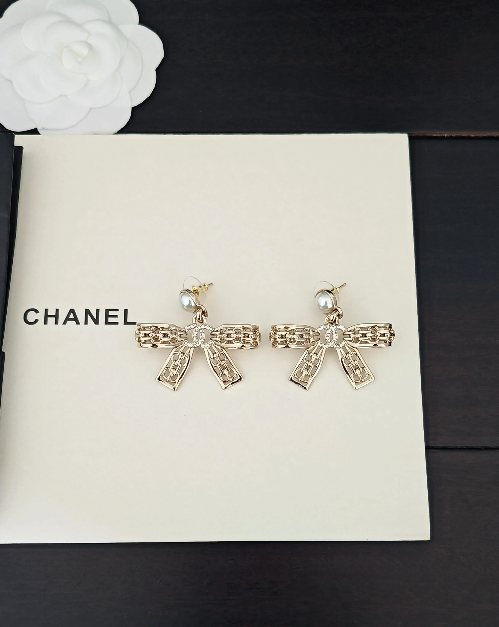 Barbara-- 3h1958 earrings item : E-S092K1108H
