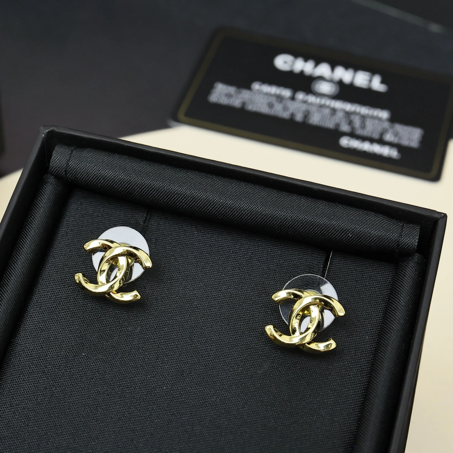 Barbara-- 3h1958 earrings item:F-S092A1036H