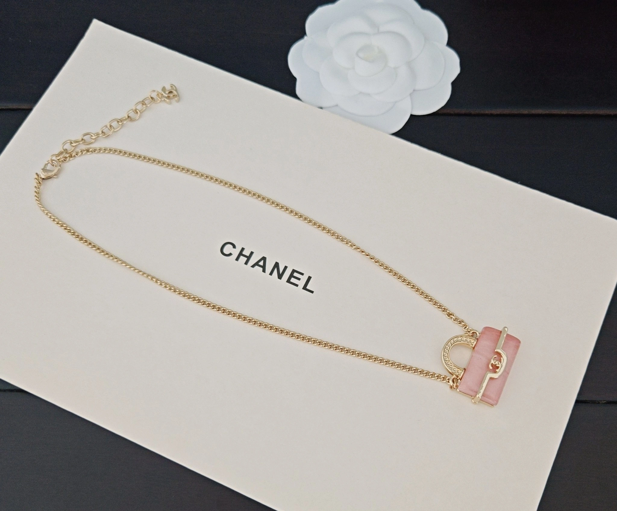 Barbara-- 3h1958 necklace item : E-S092J3105H