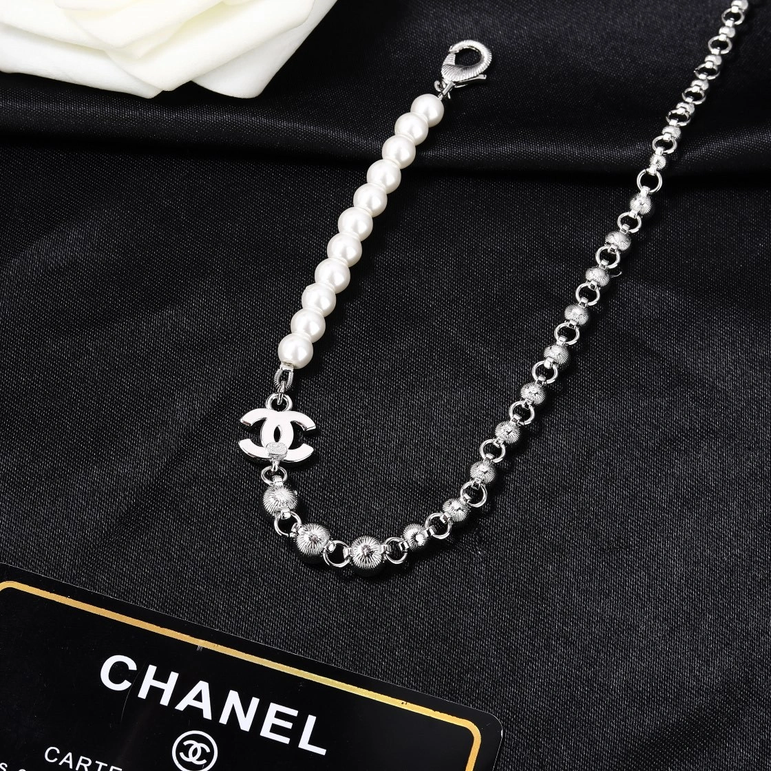 Barbara-- 3h1958 necklace item : E-S092K0109H