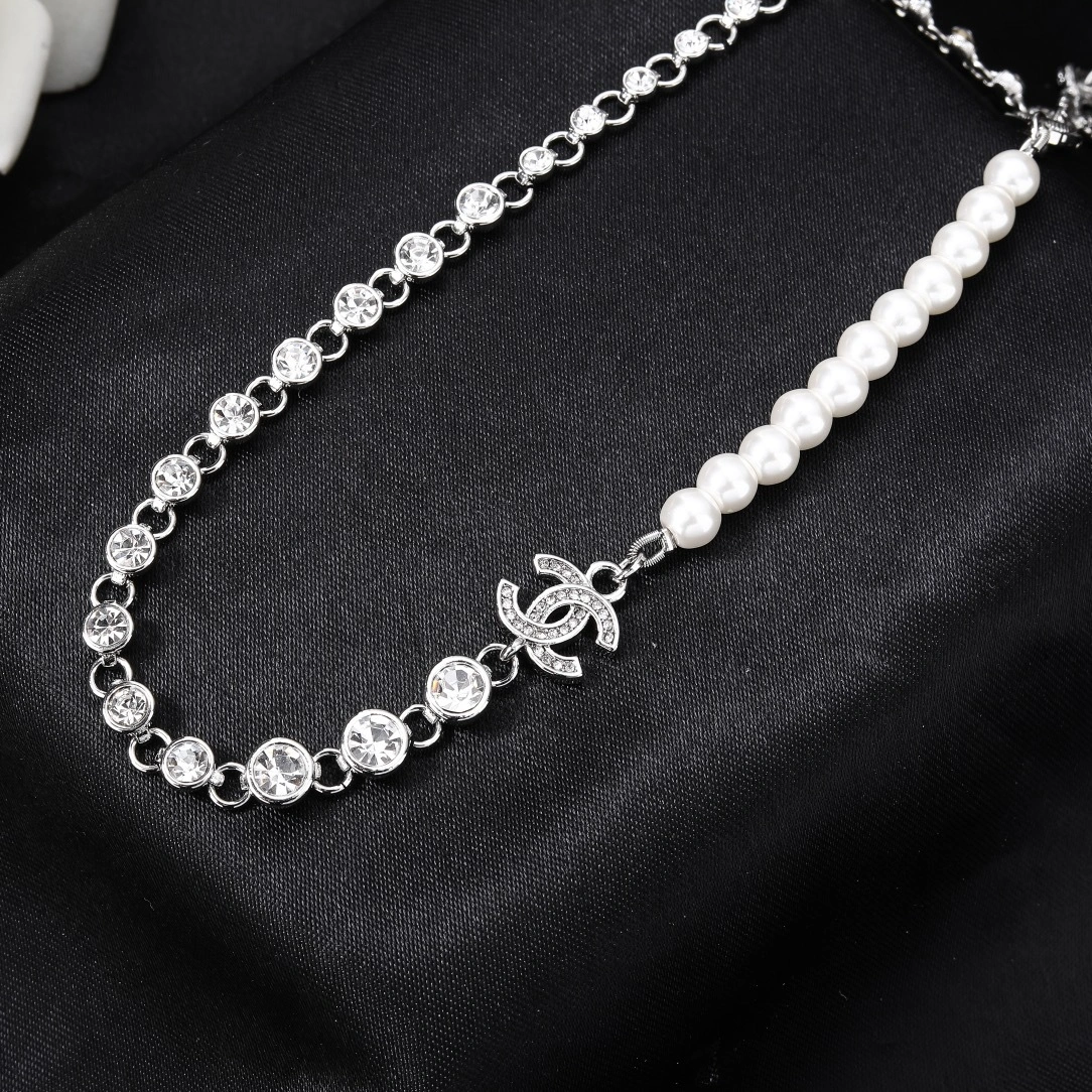 Barbara-- 3h1958 necklace item : E-S092K0109H