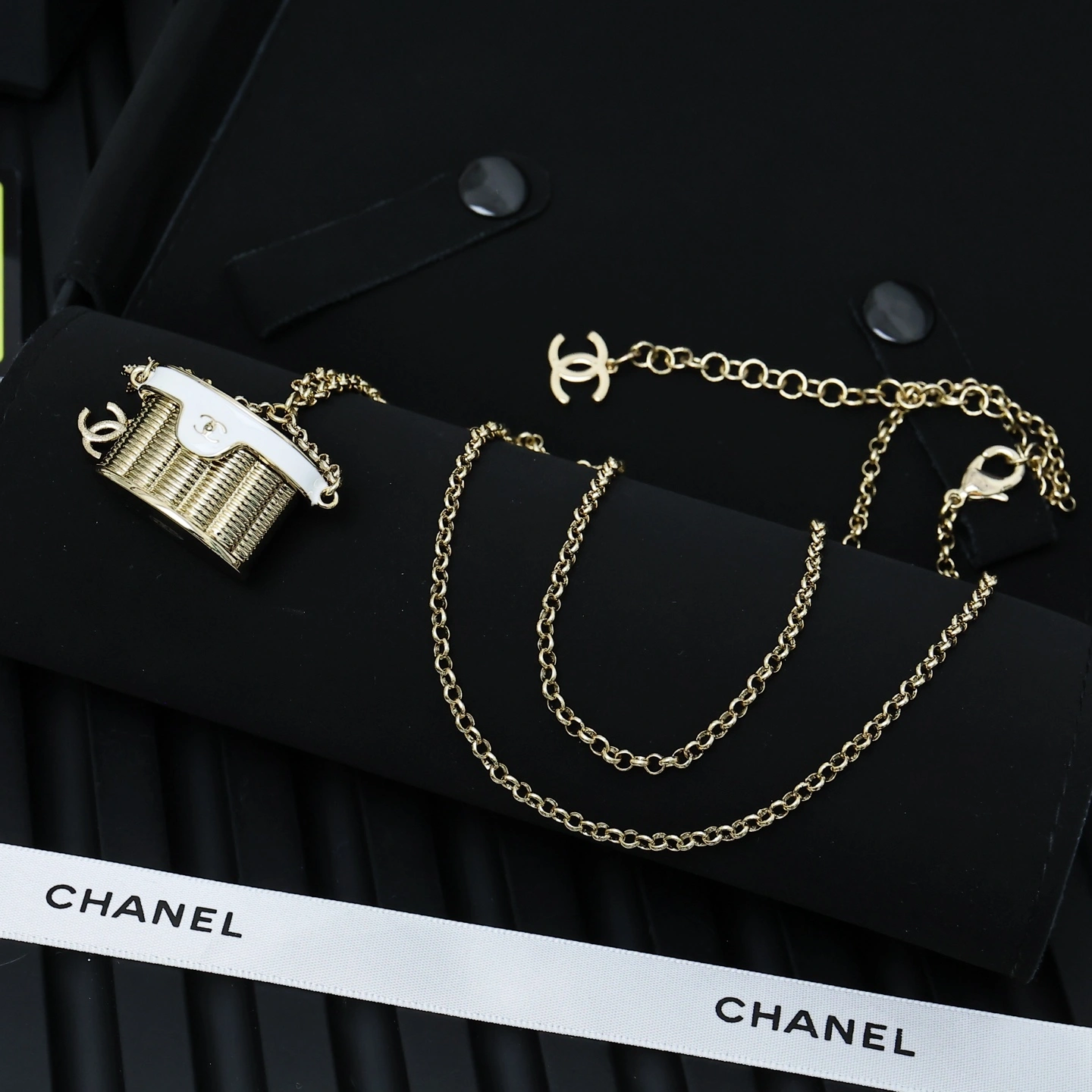 Barbara-- 3h1958 necklace item : E-S092K1103H