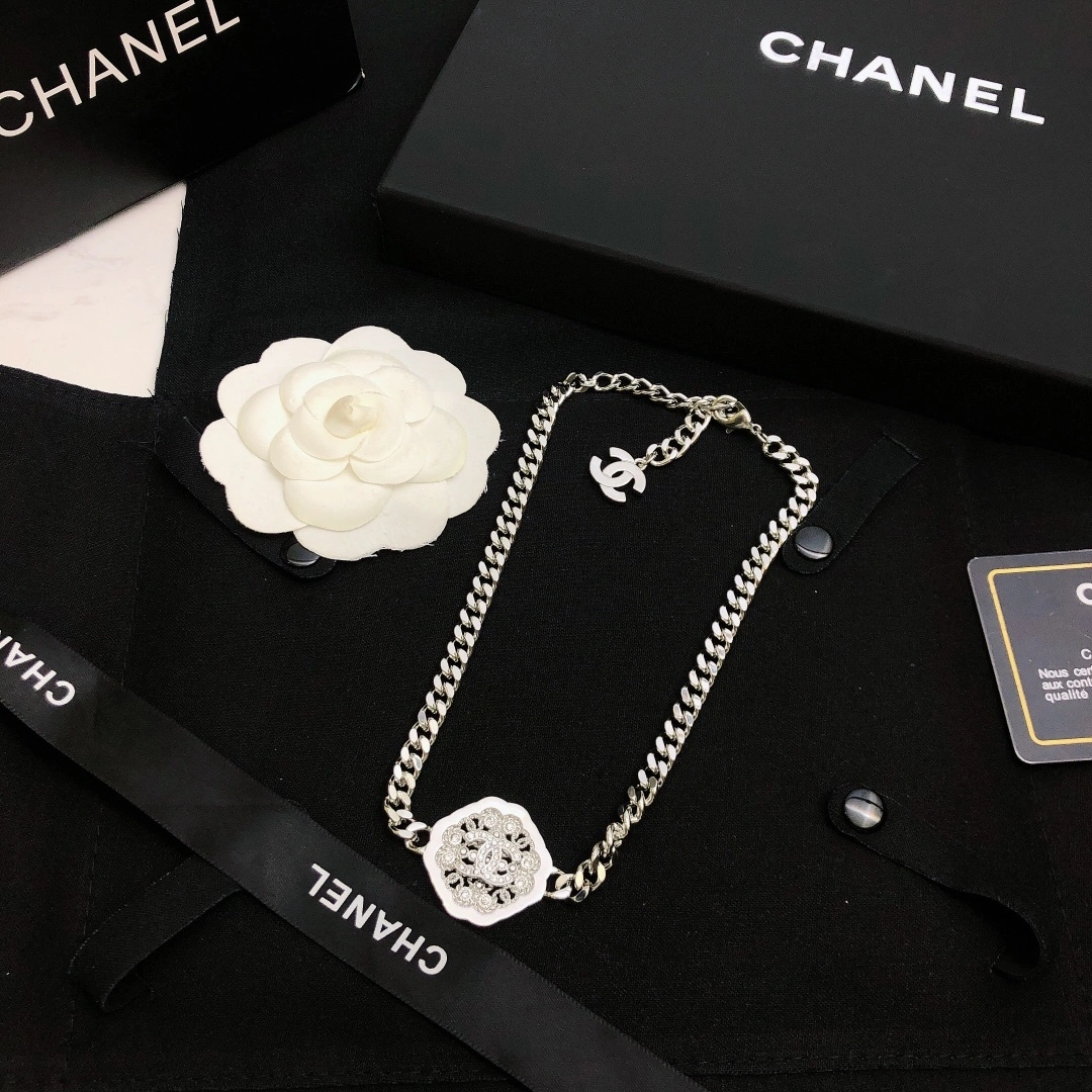 Barbara-- 3h1958 necklace item:E-S092J1231H