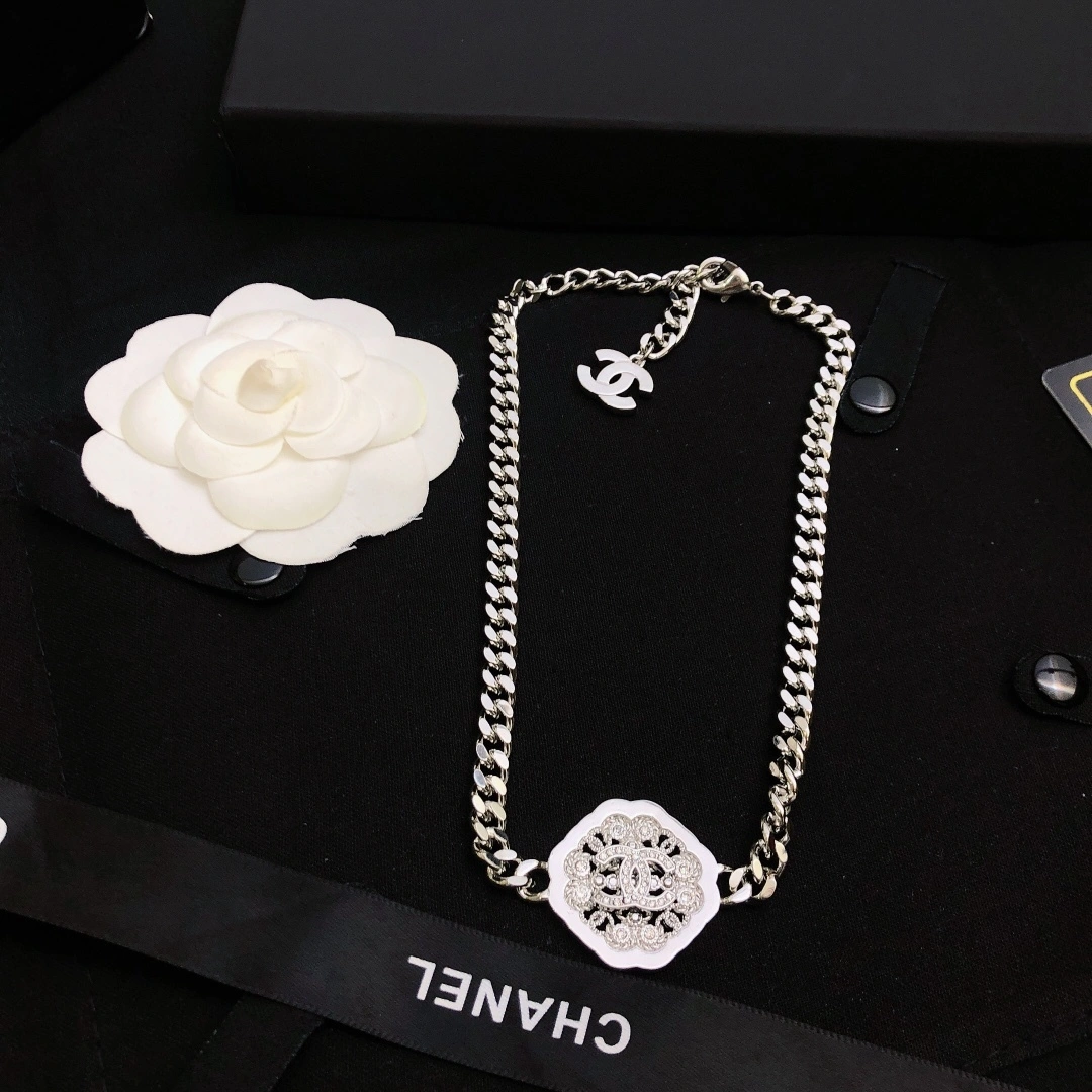 Barbara-- 3h1958 necklace item:E-S092J1231H