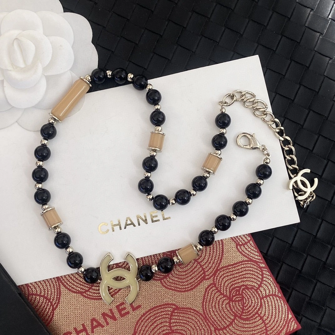 Barbara-- 3h1958 necklace item:E-S092J1236H