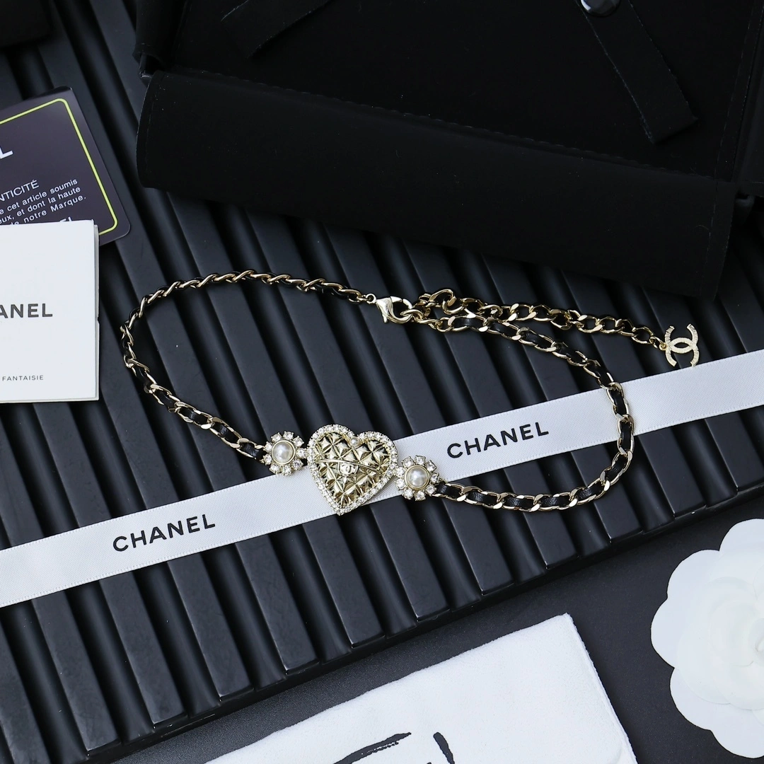 Barbara-- 3h1958 necklace sheepskin item : E-S092J3108H
