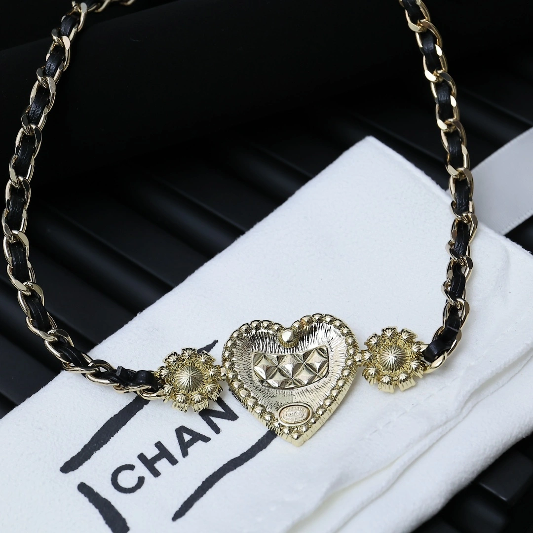 Barbara-- 3h1958 necklace sheepskin item : E-S092J3108H