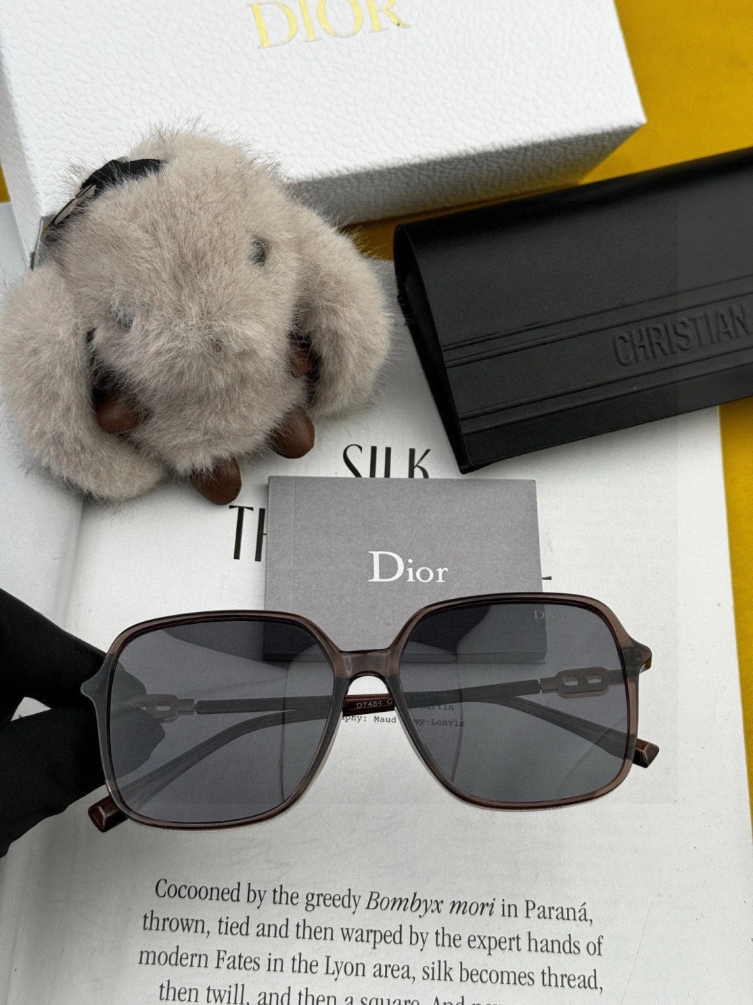 Barbara-- 4ior 2025 2Colour item:F-S132A2129-2H