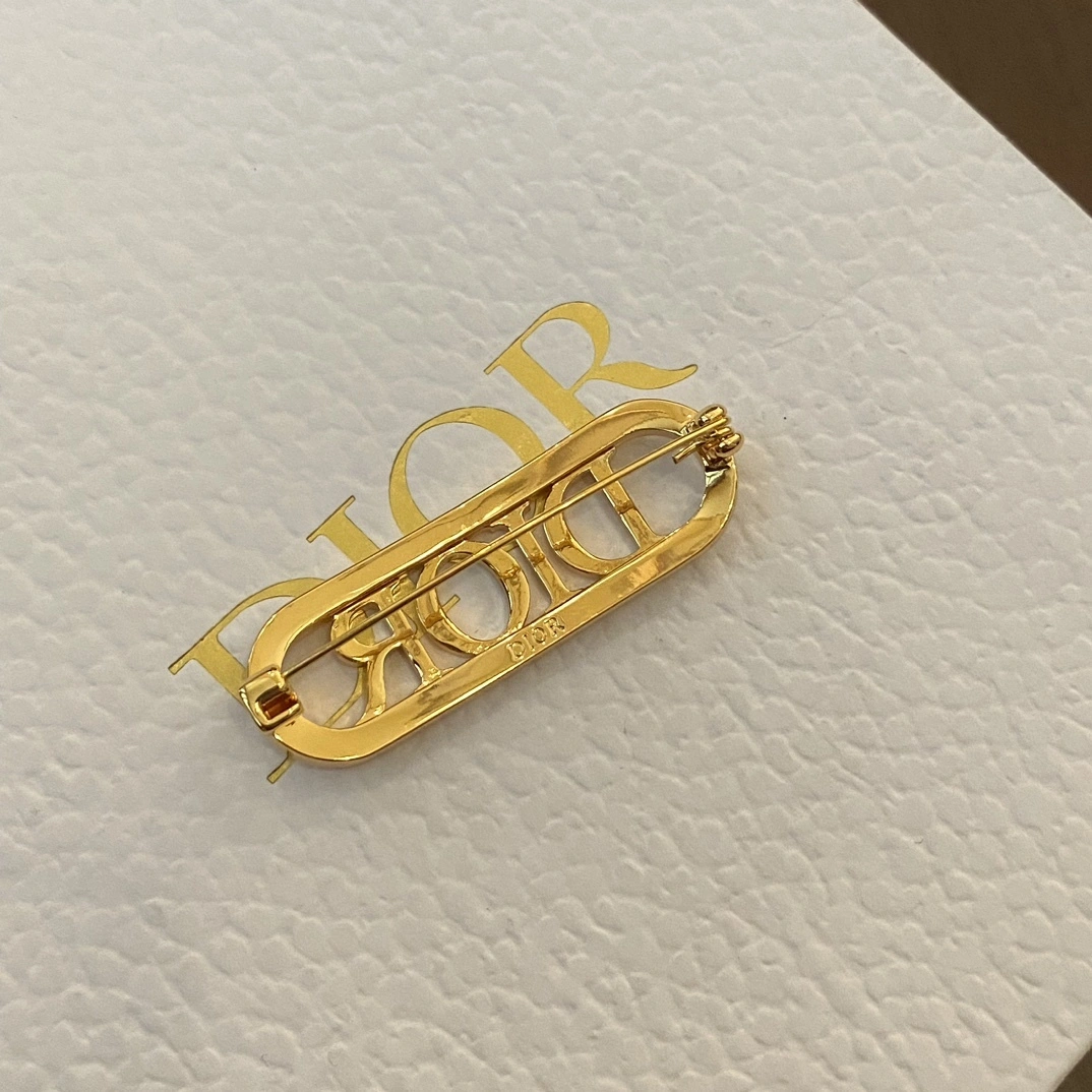Barbara-- 4ior brooches item : E-S306K0806H