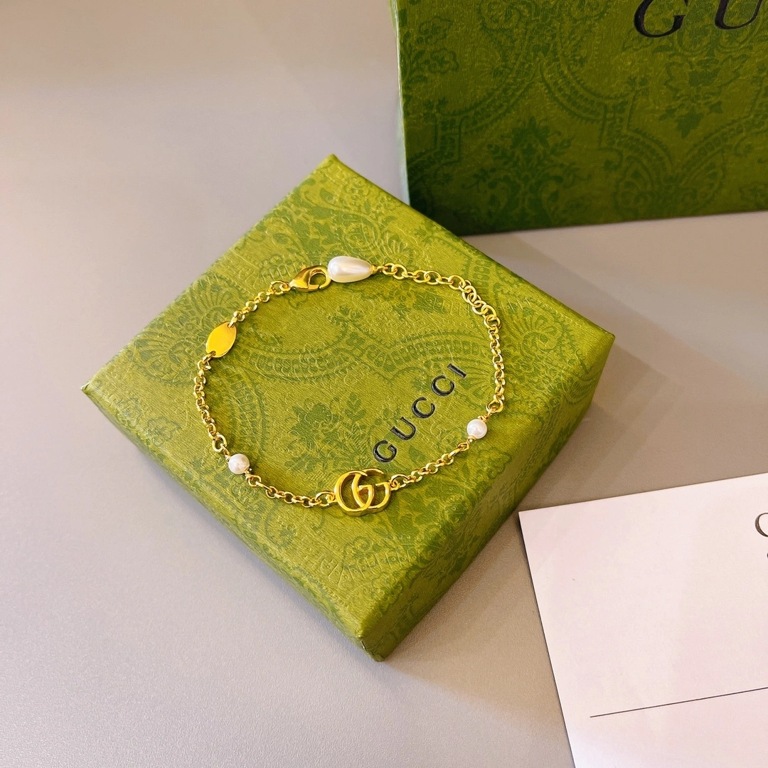Barbara-- 6u33i 18K gold bracelet item : E-S092J2835H