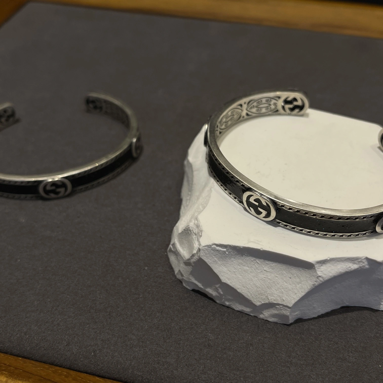 Barbara-- 6u33i 6mm bracelet item : E-S092K0948H