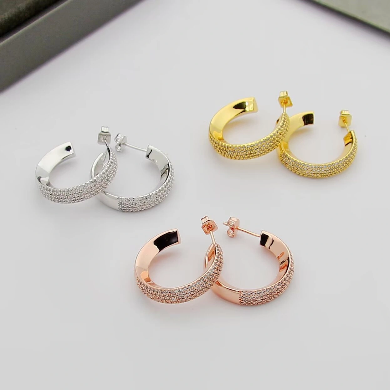 Barbara-- 75ssik1 earrings 3colour item:E-S092J1211-3H