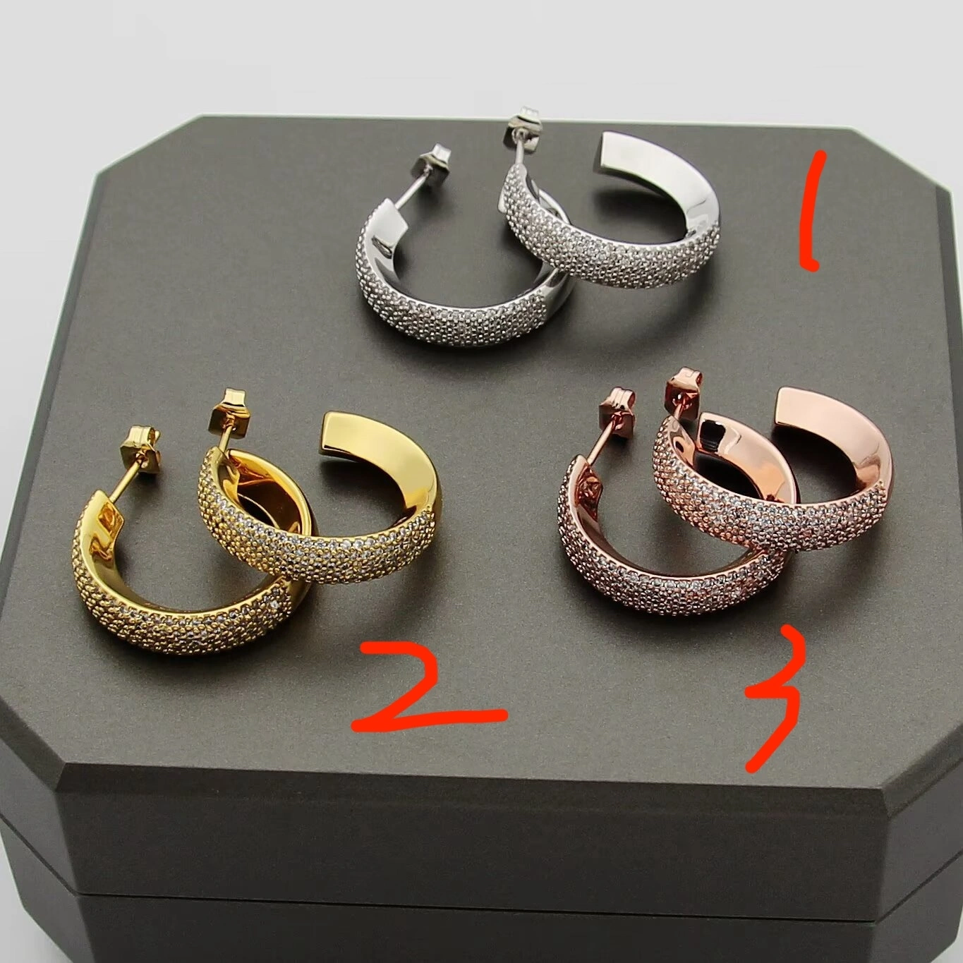 Barbara-- 75ssik1 earrings 3colour item:E-S092J1211-3H