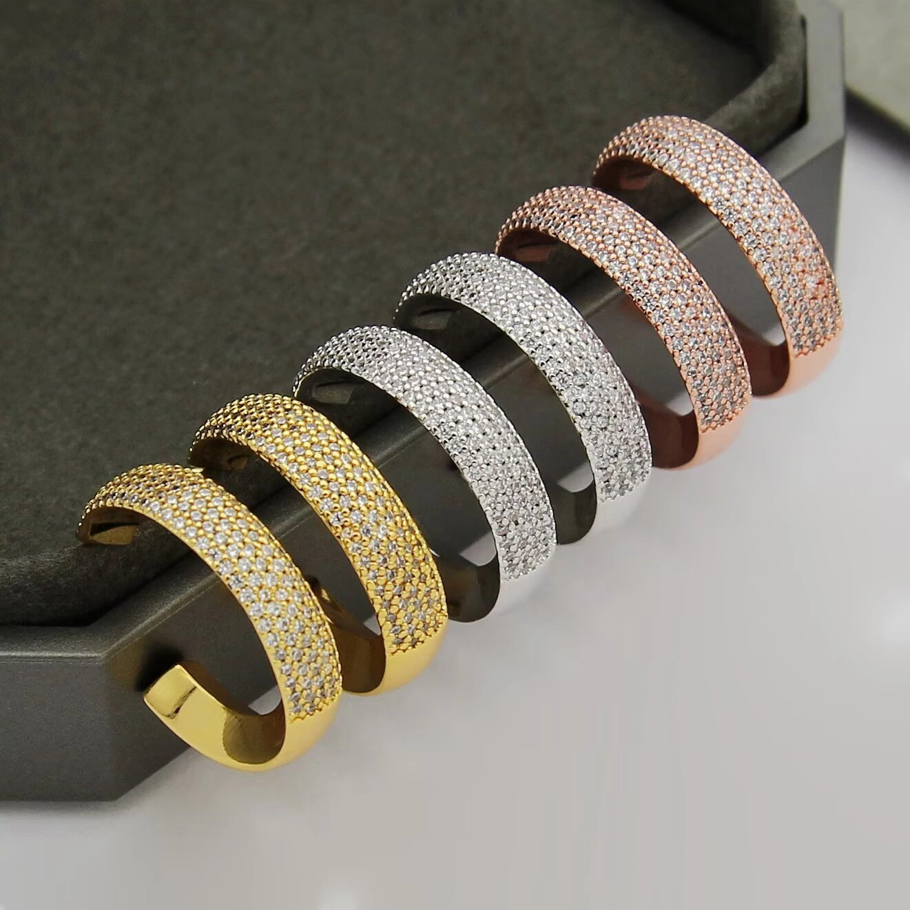 Barbara-- 75ssik1 earrings 3colour item:E-S092J1211-3H