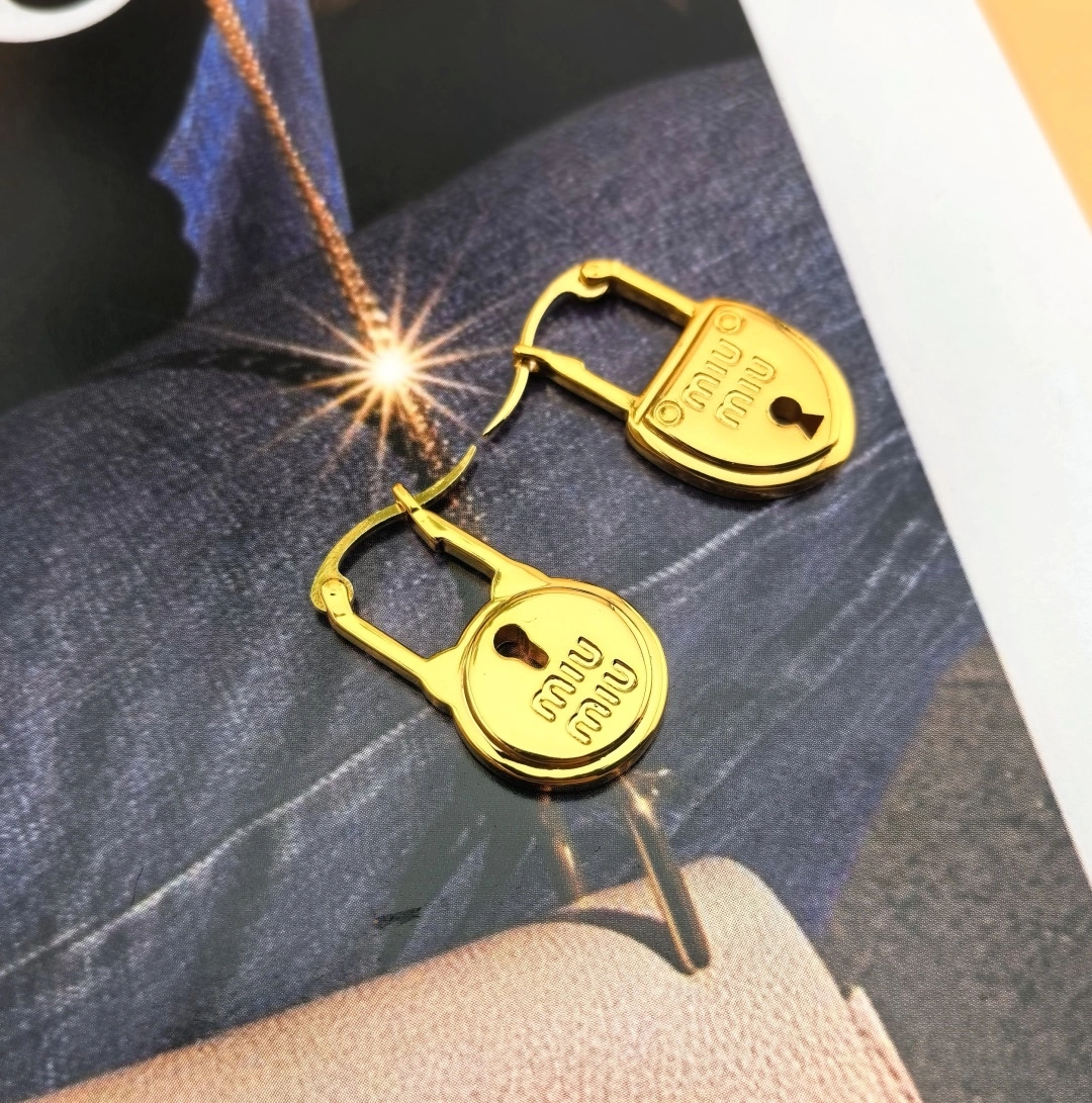 Barbara-- 7iu7iu earrings item : E-S092J3130H