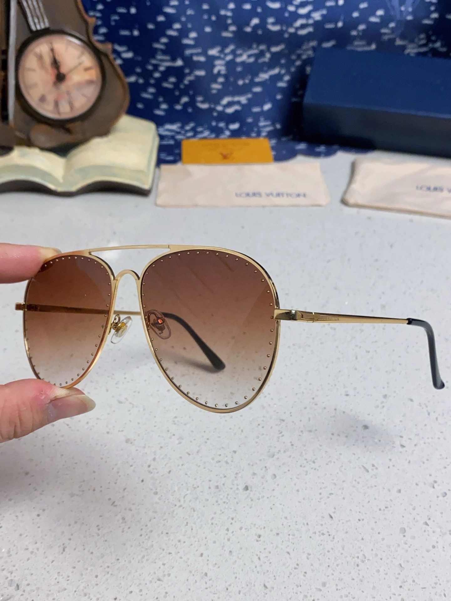 Barbara-- 8V 4Colour item:F-S132A2101-4H