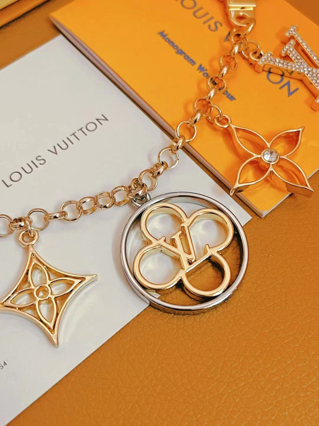 Barbara-- 8V M68998 item : E-S006K0228H