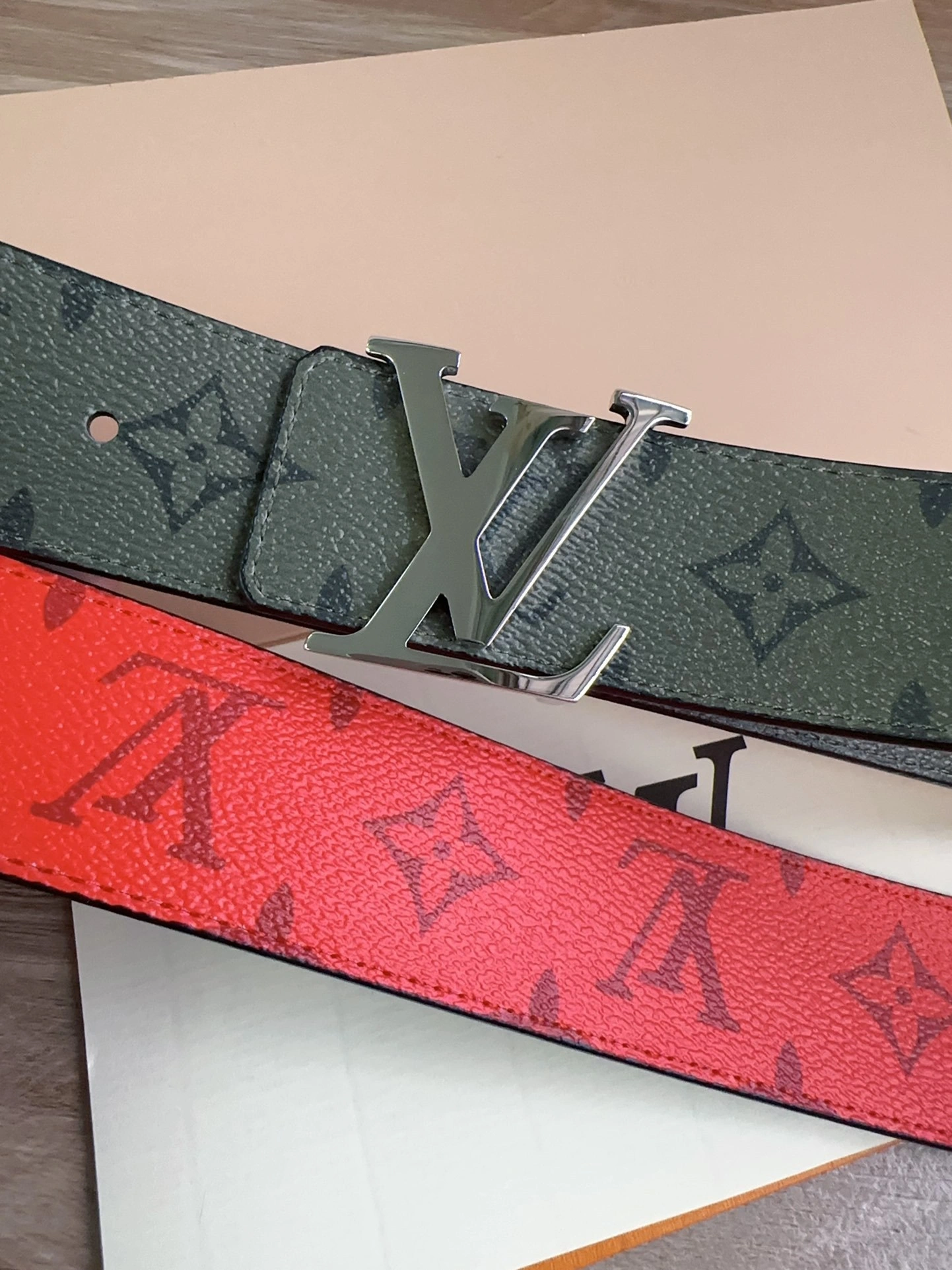 &Barbara-- 8V M8394V 40MM reversible item:D-S042F0619