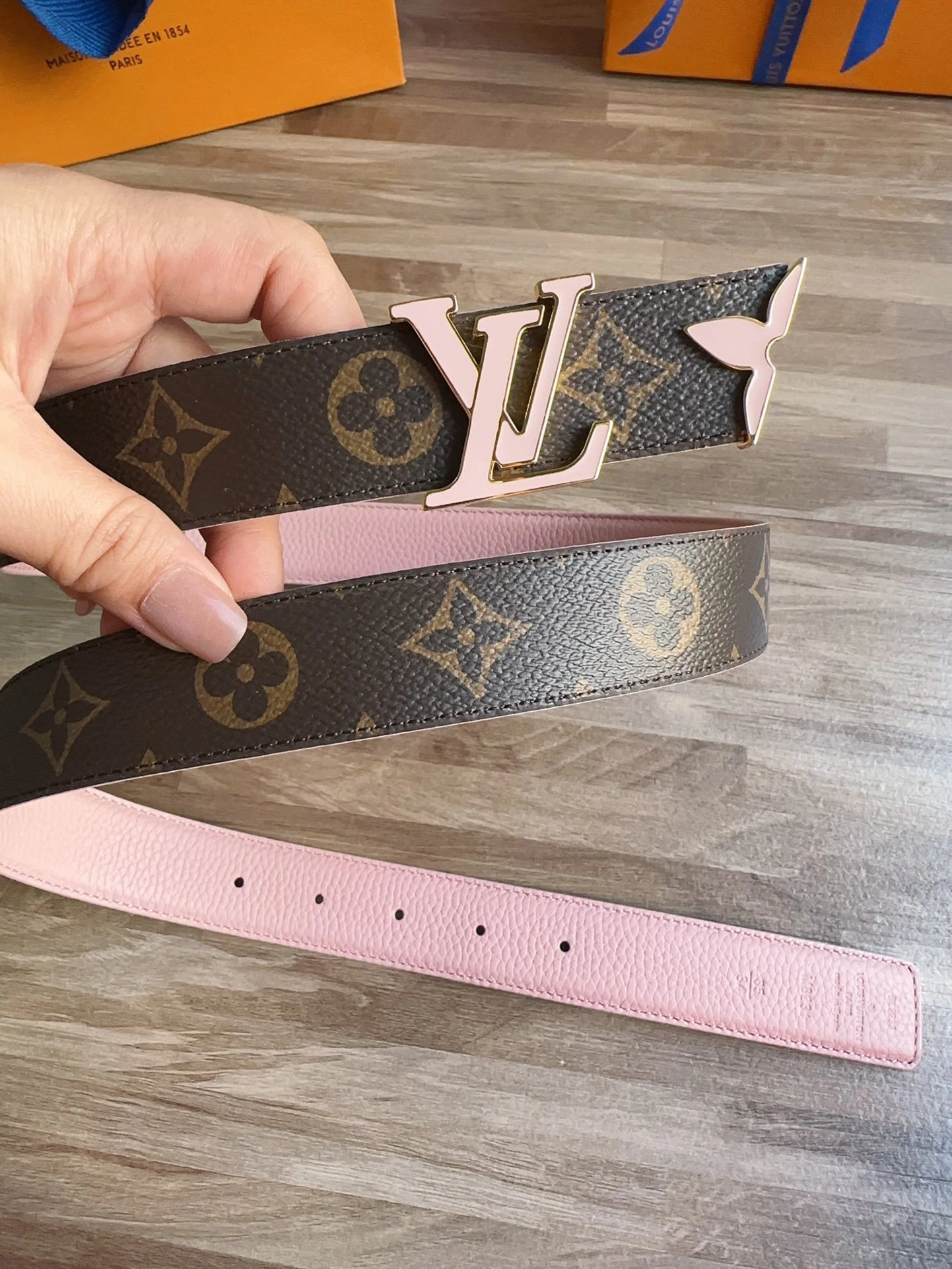 Barbara-- 8V M8623W 30MM reversible item:D-S042F0629