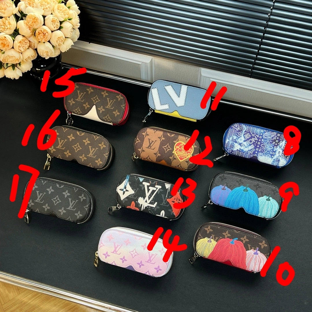 Barbara-- 8V Monogram Collector Cherry 17Colour item:E-S000K2825-17H