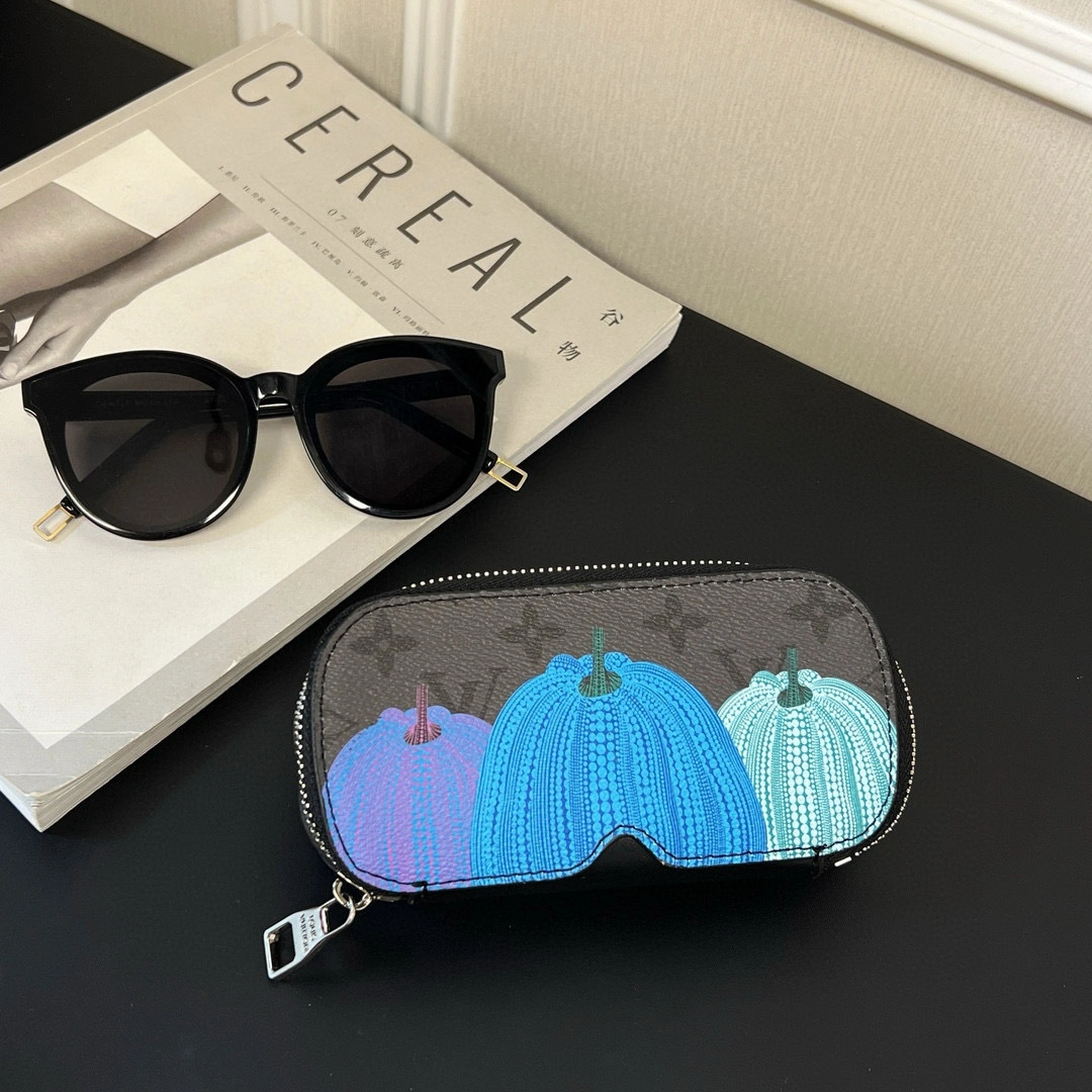 Barbara-- 8V Monogram Collector Cherry 17Colour item:E-S000K2825-17H