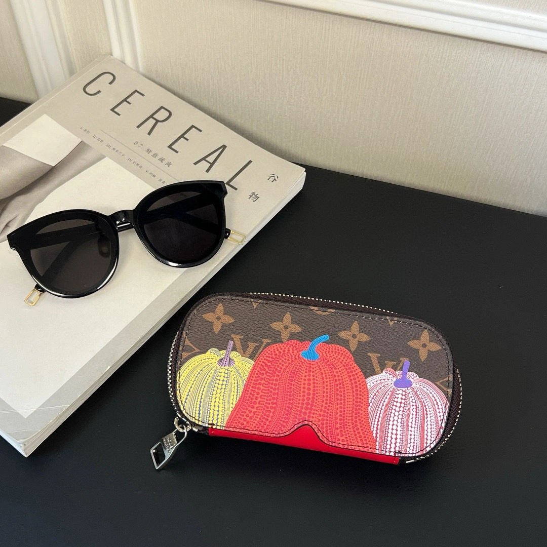 Barbara-- 8V Monogram Collector Cherry 17Colour item:E-S000K2825-17H