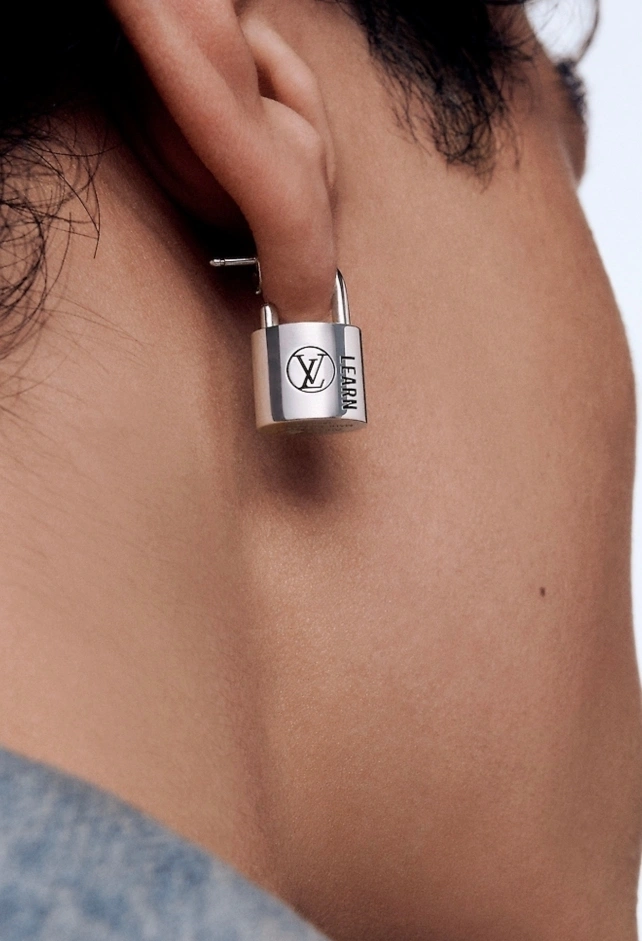 Barbara-- 8V Silver Lockit item:D-S092J3014