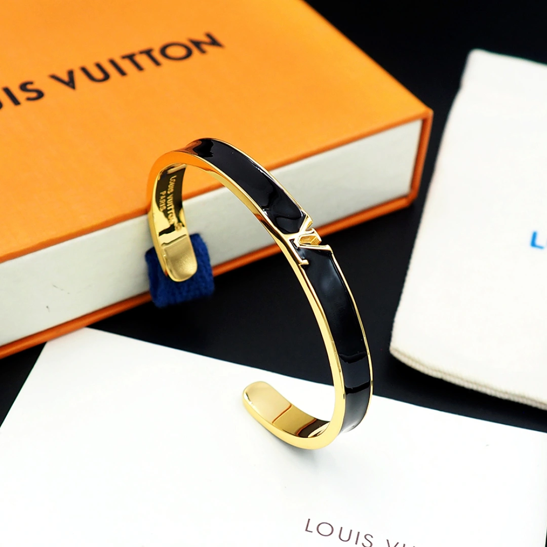 Barbara-- 8V bracelet 2colour item : E-S092J3120-2H