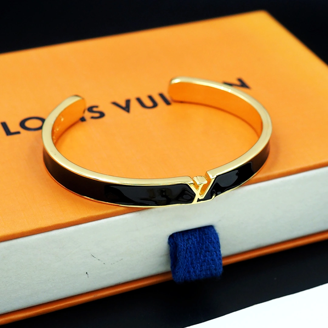 Barbara-- 8V bracelet 2colour item : E-S092J3120-2H