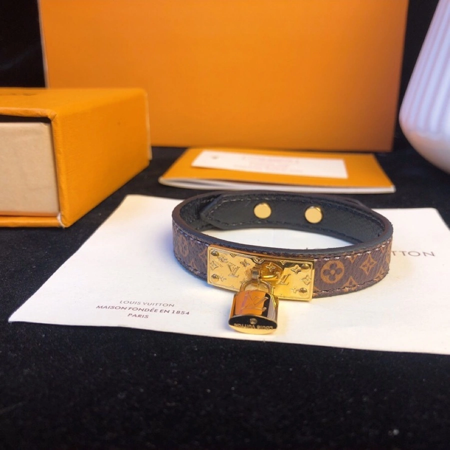 Barbara-- 8V bracelet Calfskin item : E-S092J3034H