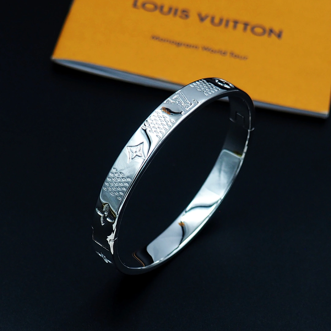 Barbara-- 8V bracelet XB850 2colour item : E-S092J3121-2H