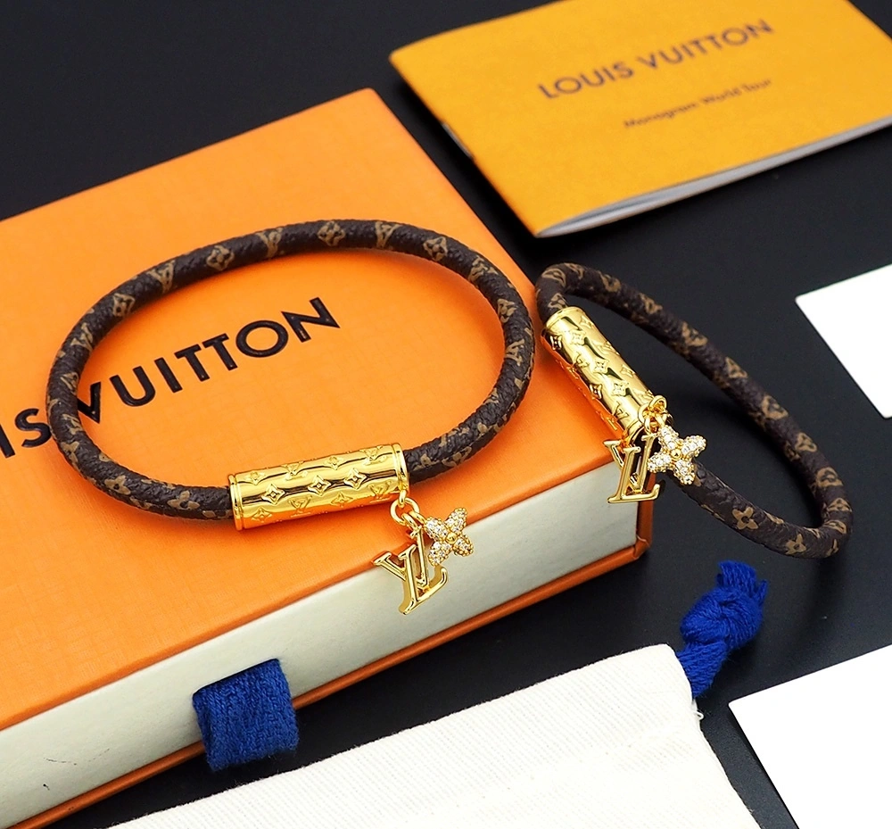 Barbara-- 8V bracelet item : E-S092J3035H