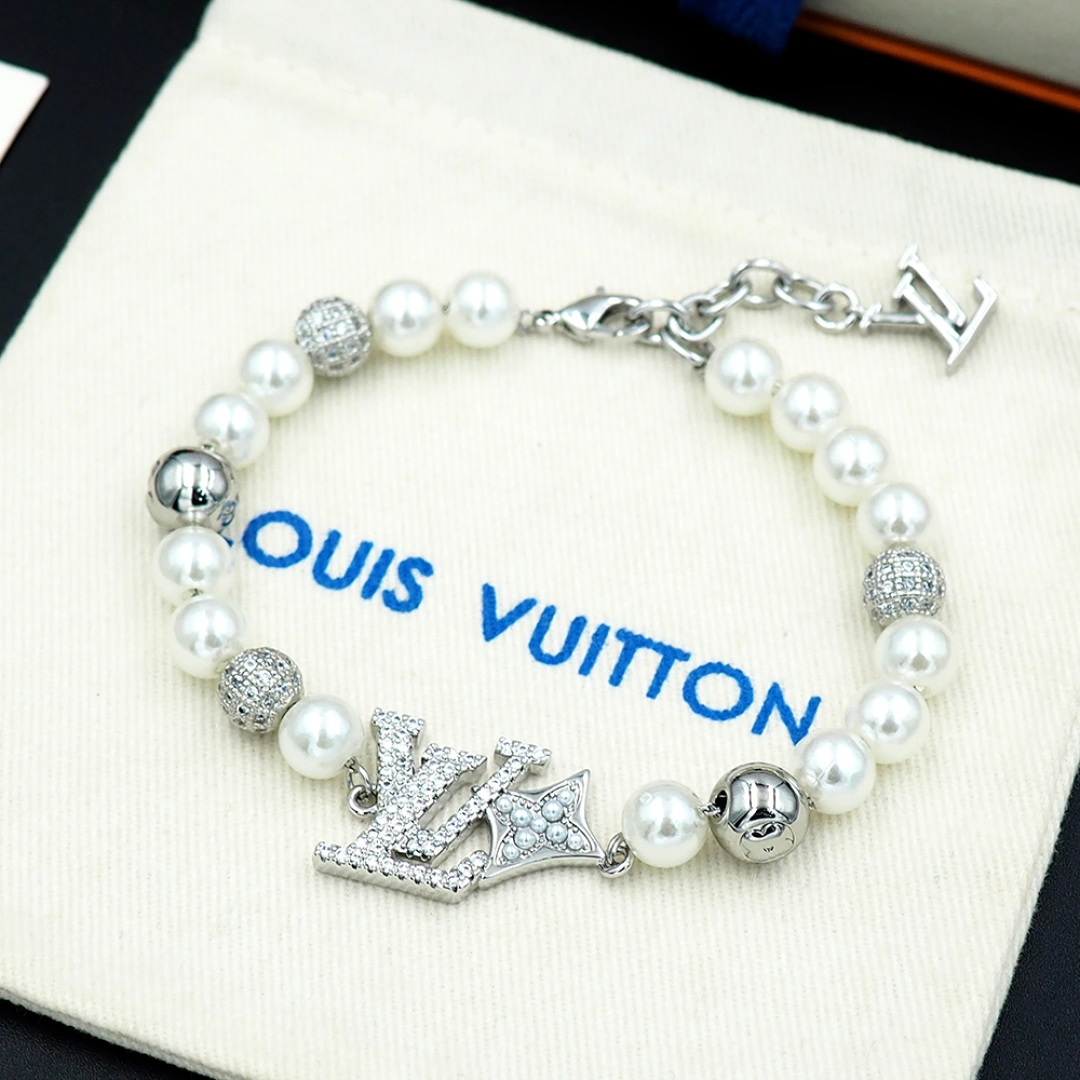 Barbara-- 8V bracelet item:E-S092J1220H